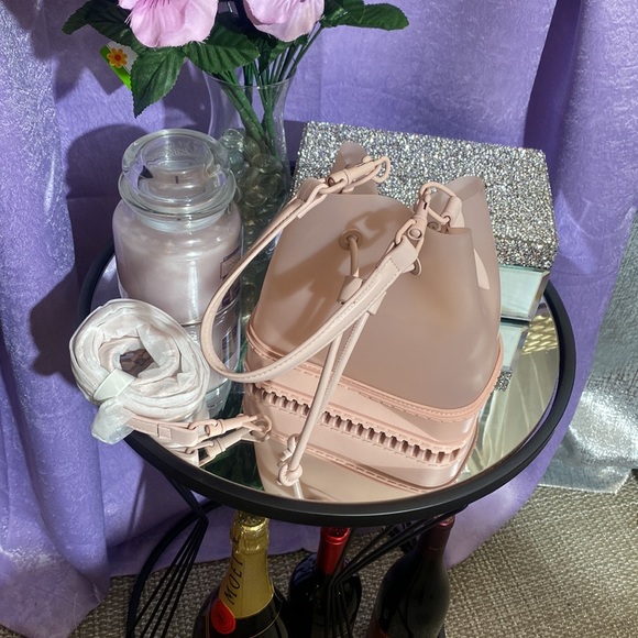 Stylish Purse - Picture 5 of 5